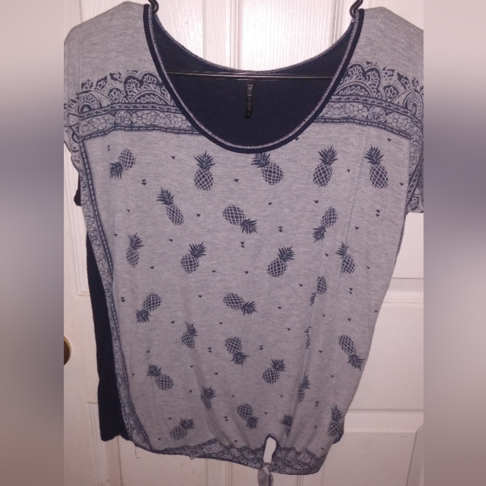 Light edista Pineapple top